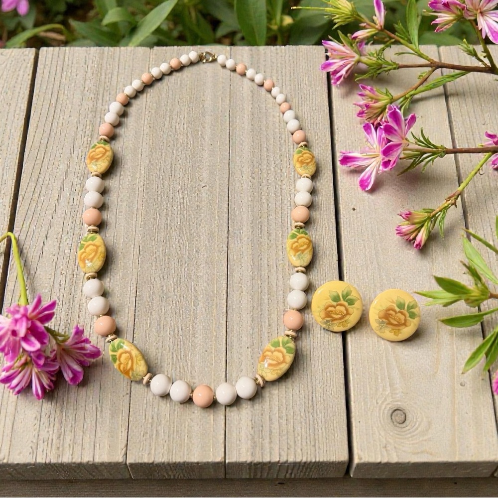 Vintage Japanase Floral Beaded Necklace and Earring Set